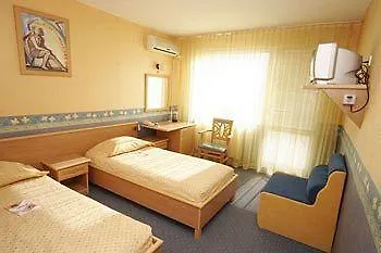 Готель Briz 2 Варна